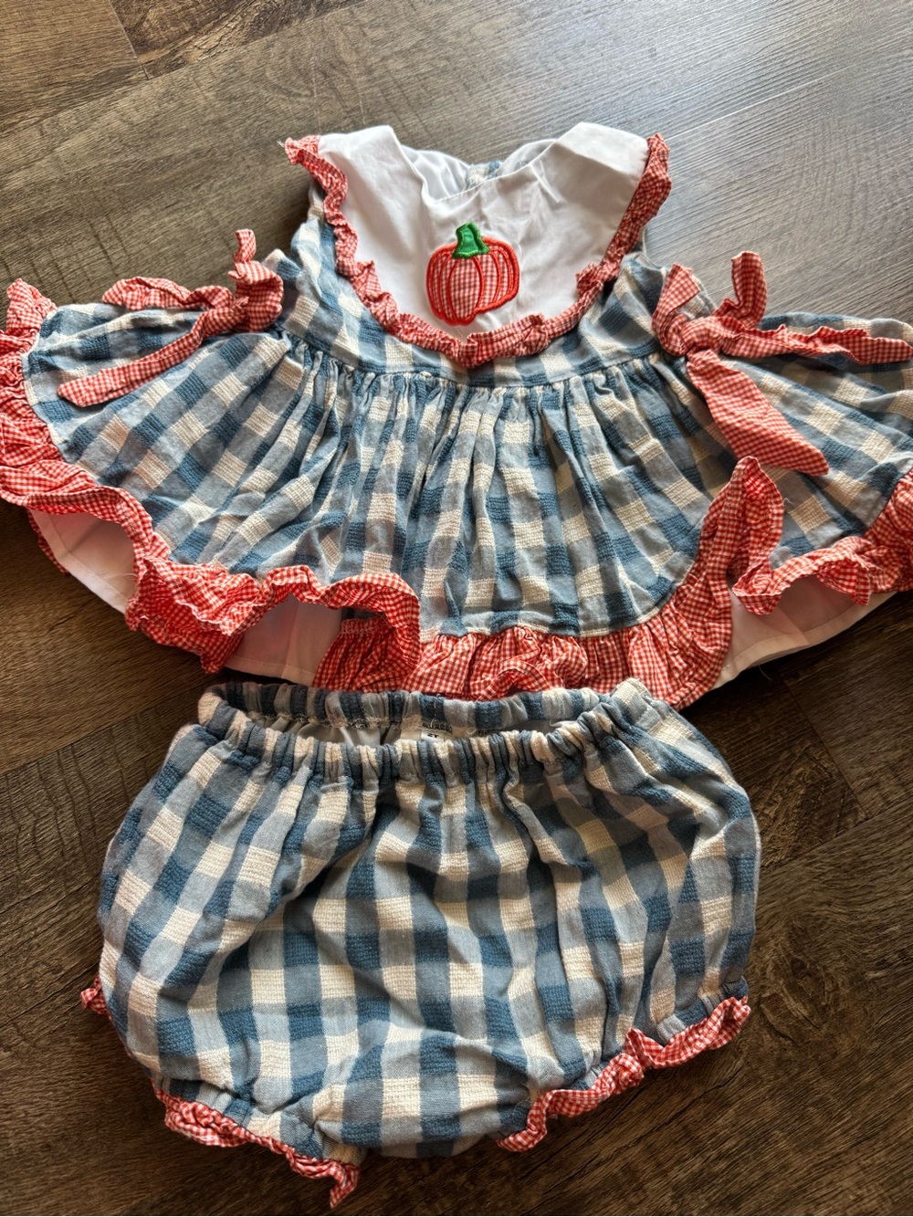 Busy Bee Smocks Blue & White Gingham Set with Pumpkin Appliqué